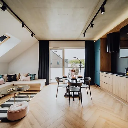 Lux 2 Cieplice 아파트 옐레니아구라